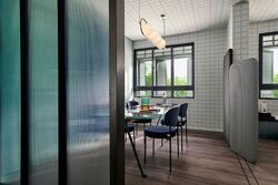 Avenue South Residence (D3), Apartment #373624971